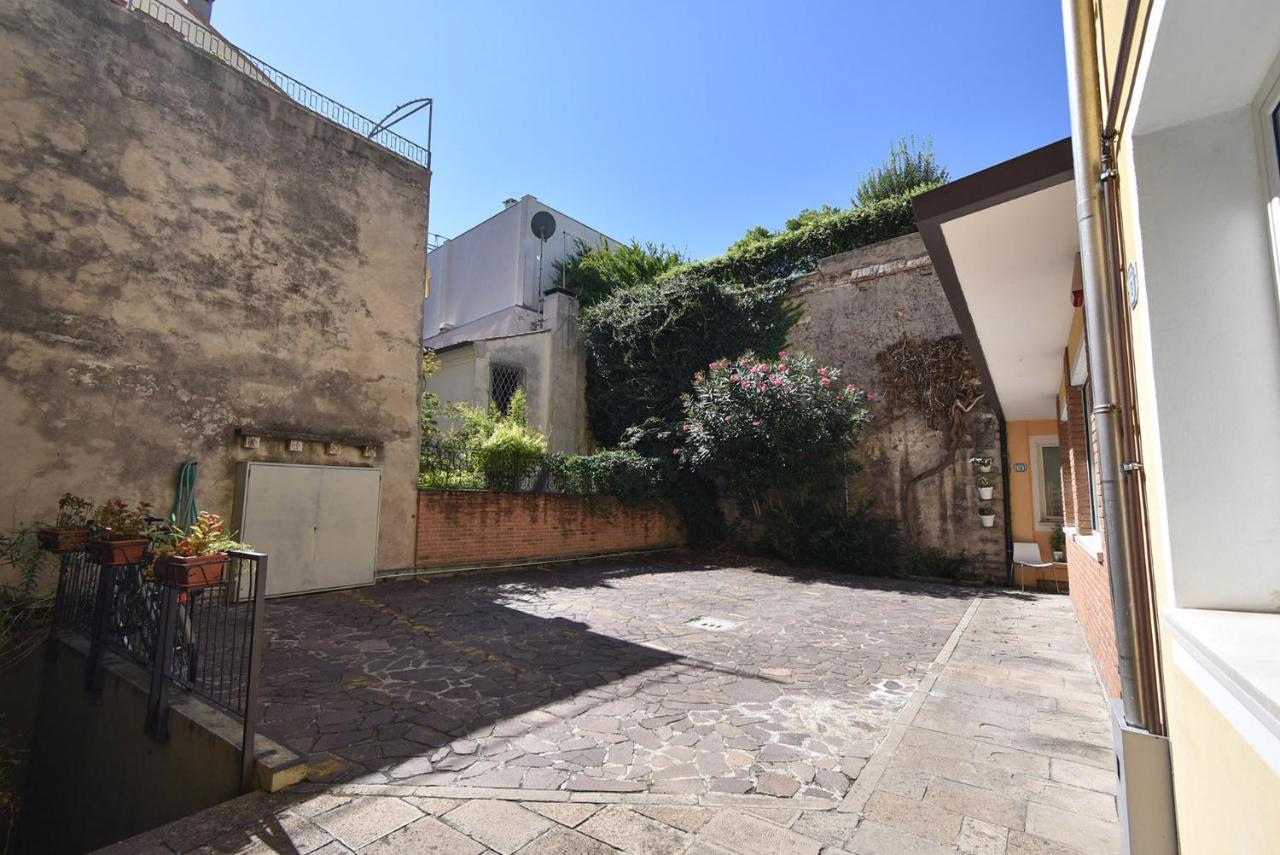 Luxury Battisti Apartman Padova Kültér fotó